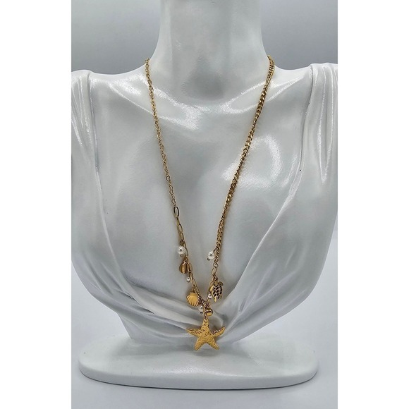 Oshena Starfish Charm Necklace Womens OS Gold NEW Nautical Shell Turtle Pearl - Picture 2 of 5